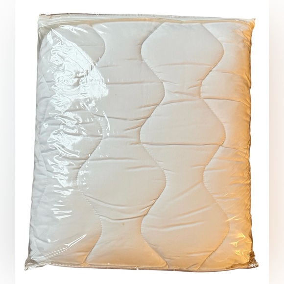 Beautyrest Mattress Pad- White - Picture 3 of 5